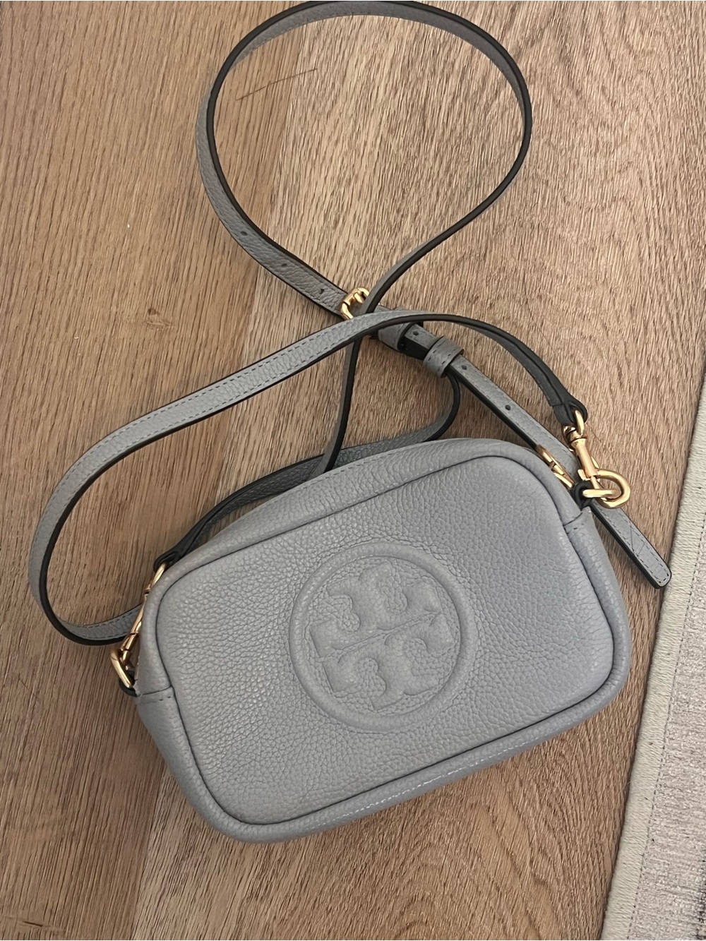 Tory Burch “Mini Miller” Light Gray Leather Crossbody Bag - Picture 10 of 12